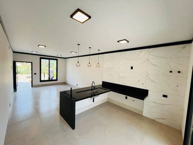 Casa para Venda em Araçoiaba da Serra - 4