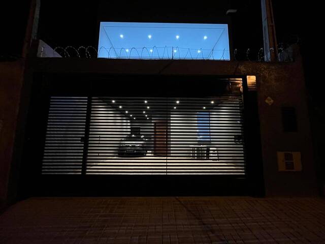 Sobrado para Venda em Sorocaba - 2