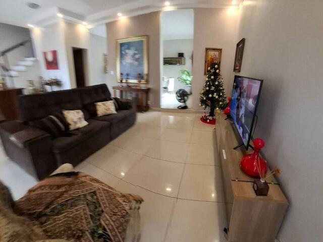 Sobrado para Venda em Sorocaba - 5