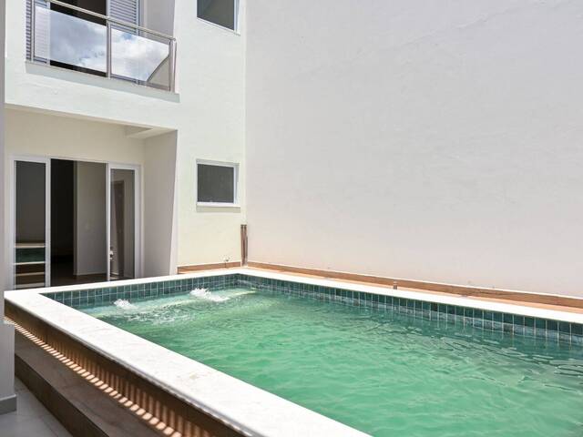 Sobrado para Venda em Sorocaba - 2