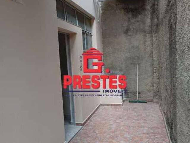 Salão Comercial para Locação em Sorocaba - 2