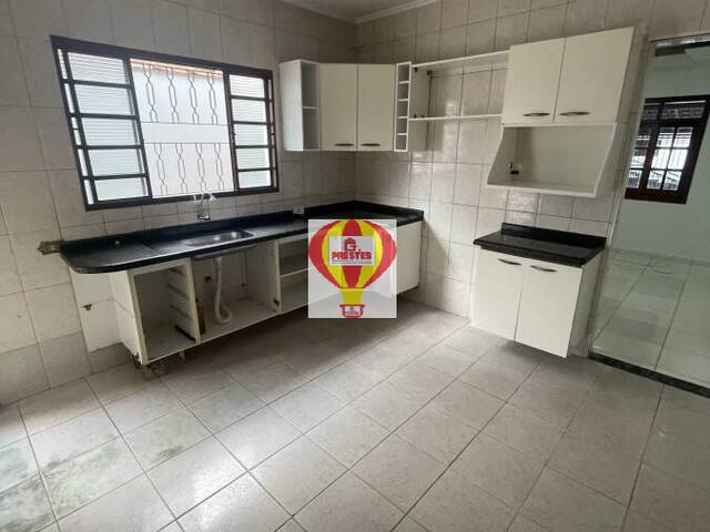 Casa para Venda em Sorocaba - 3