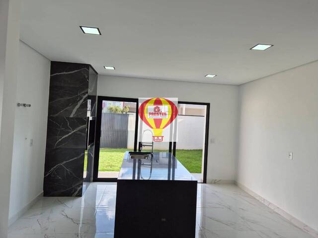 Sobrado para Venda em Sorocaba - 4