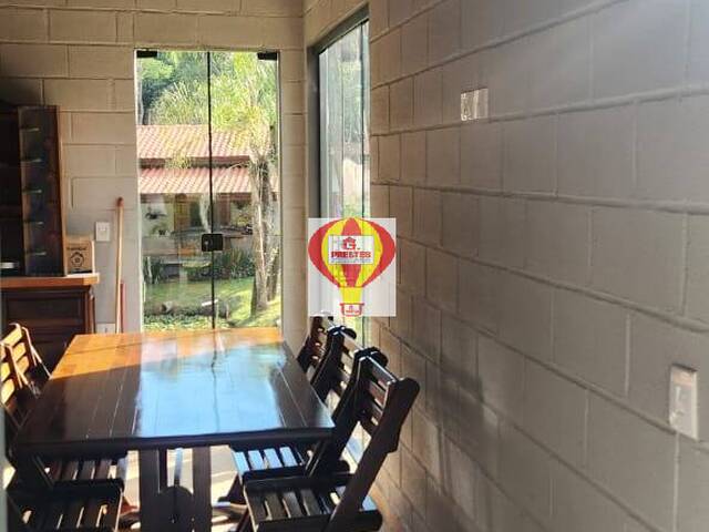 Casa para Venda em Ibiúna - 4