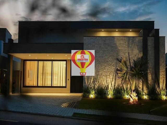 #8004 - Casa para Venda em Votorantim - SP - 2