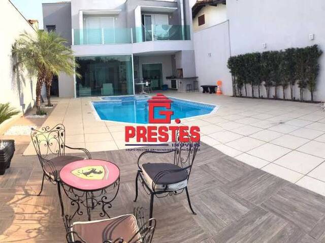 Casa para Venda em Sorocaba - 2