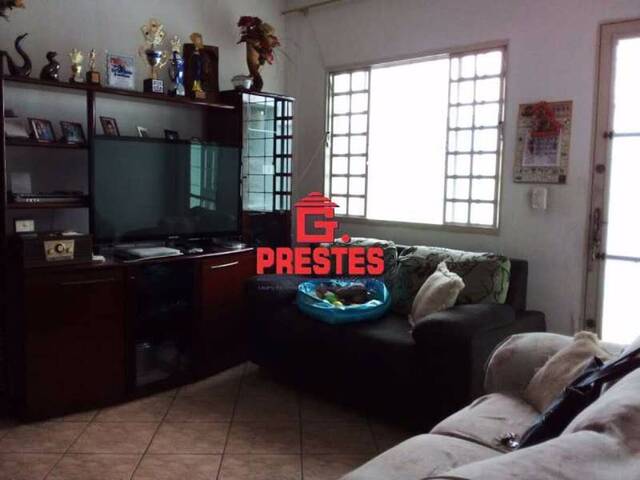 Casa para Venda em Sorocaba - 2