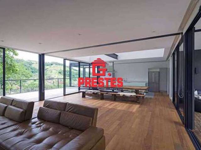 Casa para Venda em São Roque - 2