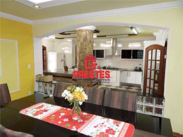 Sobrado para Venda em Sorocaba - 5