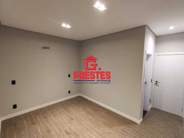 Casa para Venda em Sorocaba - 2