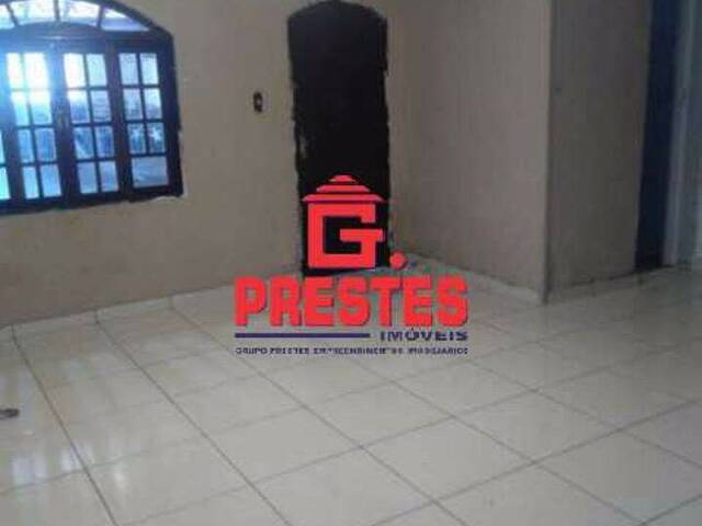 Casa para Venda em Sorocaba - 2