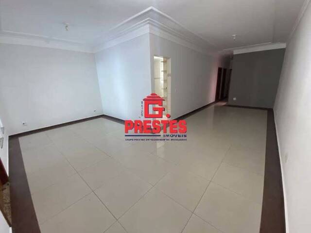 Casa para Venda em Sorocaba - 2