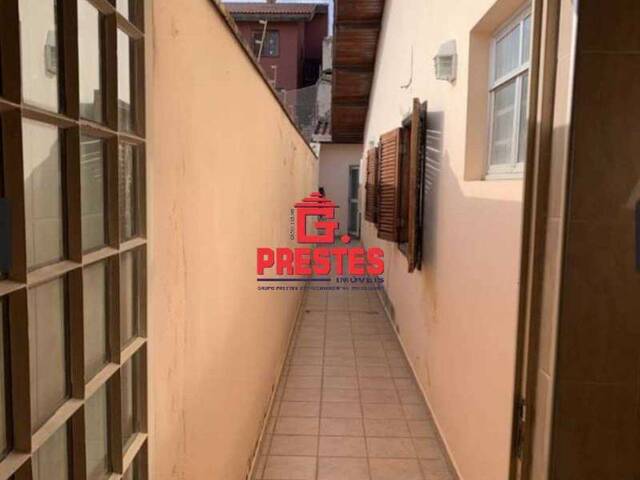 Casa para Venda em Sorocaba - 2