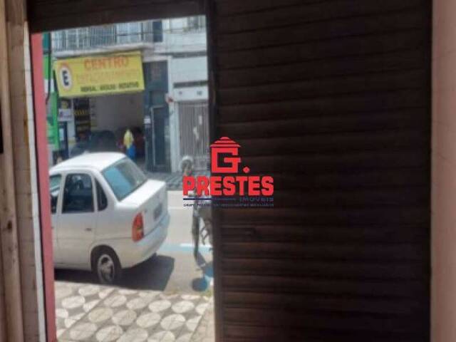 Salão Comercial para Venda em Sorocaba - 2