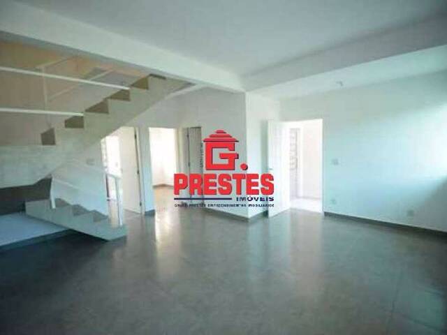 Casa para Venda em Sorocaba - 2