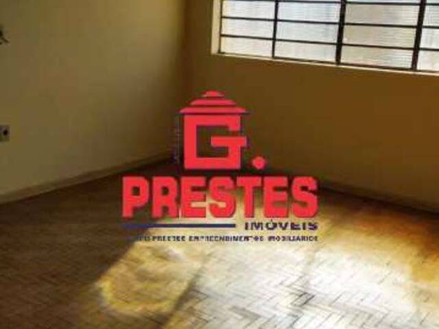 Casa para Venda em Sorocaba - 2