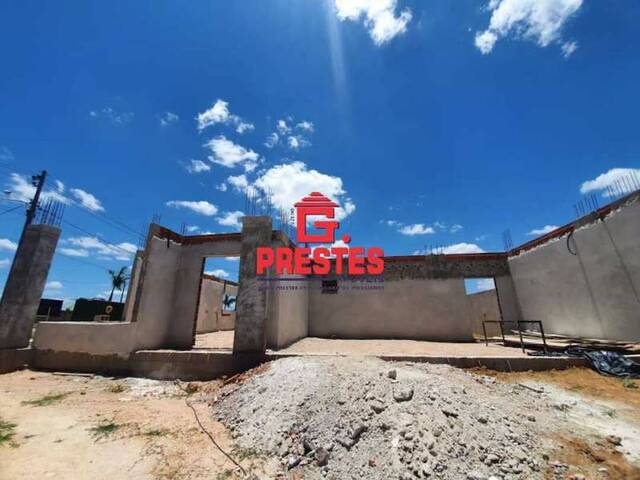 Casa para Venda em Salto de Pirapora - 2