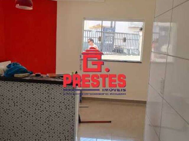 Sobrado para Venda em Sorocaba - 2