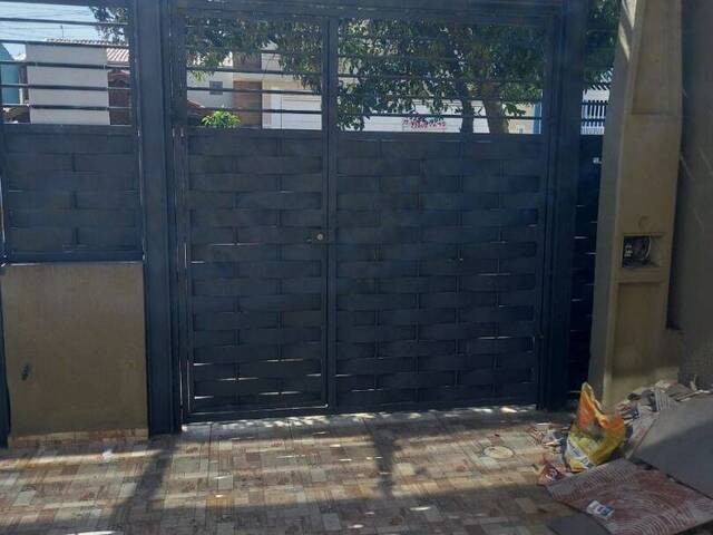 Sobrado para Venda em Sorocaba - 3