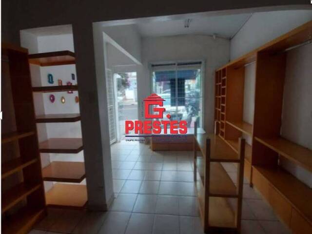 Salão Comercial para Locação em Sorocaba - 2