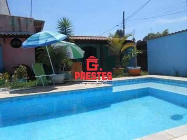 Casa para Venda em Mairinque - 3