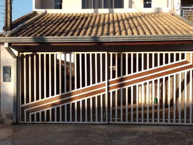 Sobrado para Venda em Sorocaba - 2