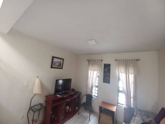 Sobrado para Venda em Sorocaba - 2