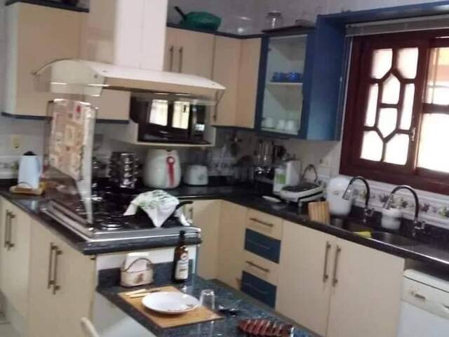 Sobrado para Venda em Caraguatatuba - 5