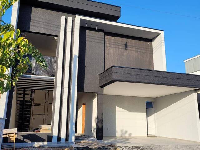 Sobrado para Venda em Sorocaba - 2