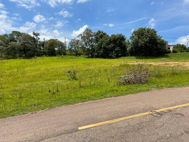 Venda em Condomínio Village Porto Feliz - Porto Feliz