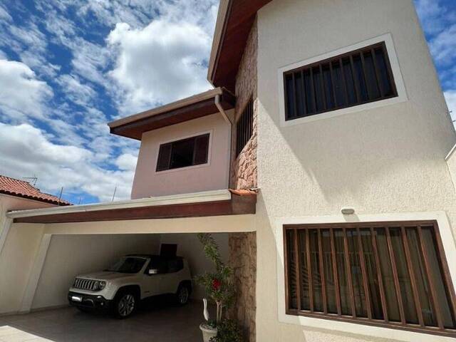 Sobrado para Venda em Sorocaba - 3