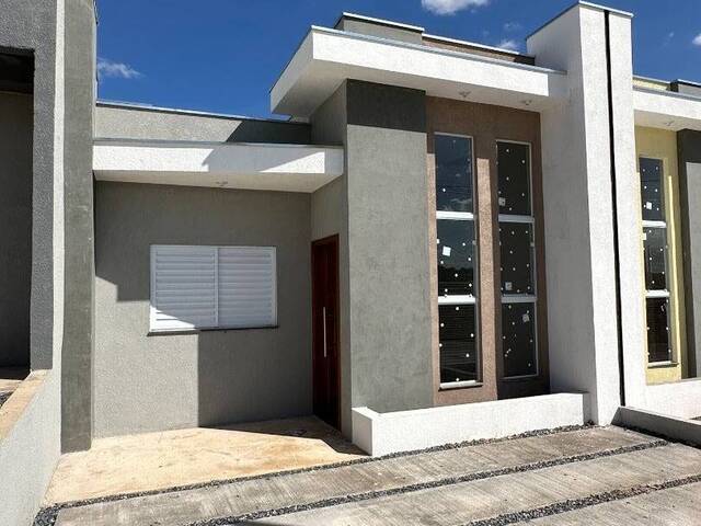 Casa para Venda em Salto de Pirapora - 3