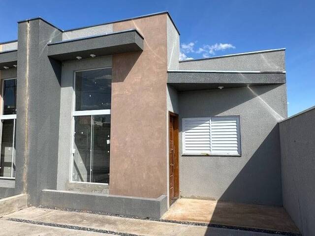 Casa para Venda em Salto de Pirapora - 5