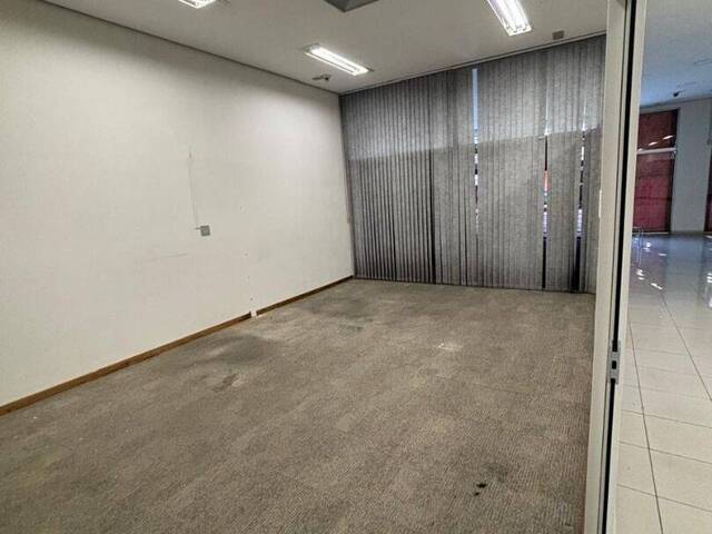 Salão Comercial para Locação em Sorocaba - 2