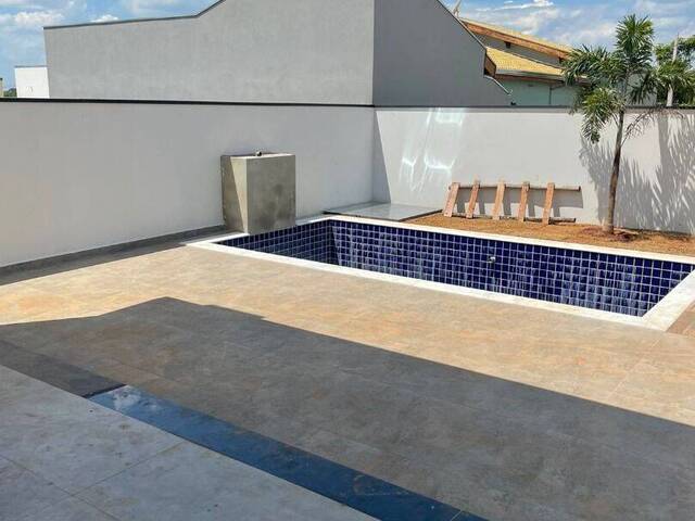 Sobrado para Venda em Porto Feliz - 3