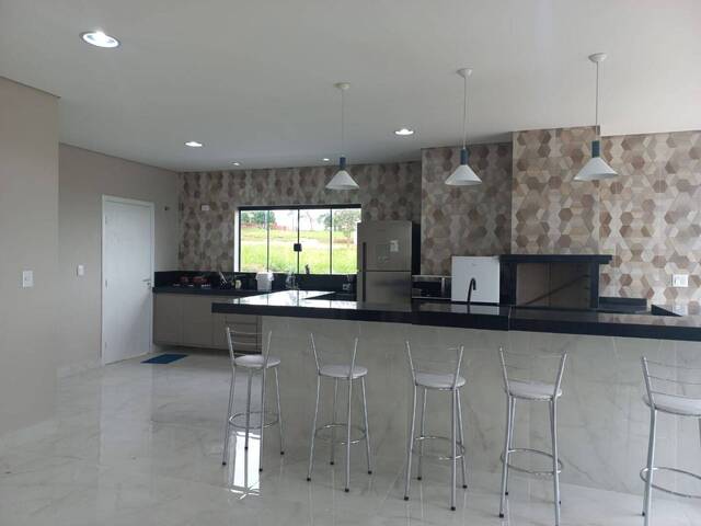 Casa para Venda em Paranapanema - 2