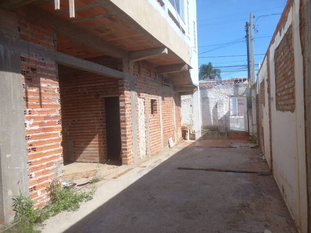 Sobrado para Venda em Sorocaba - 2