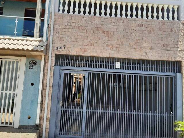 Sobrado para Venda em Sorocaba - 2