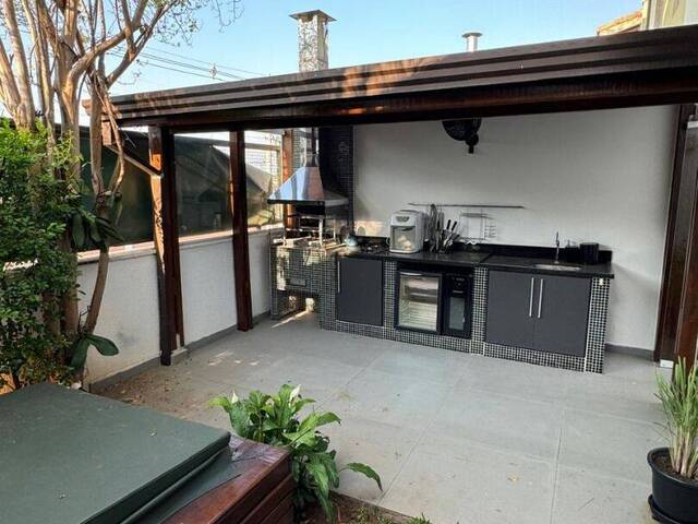 Sobrado para Venda em Sorocaba - 2