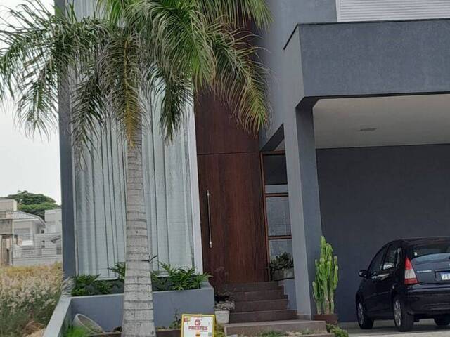 Sobrado para Venda em Sorocaba - 2