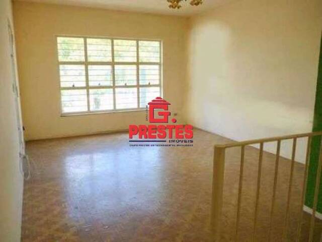 Sobrado para Venda em Sorocaba - 3