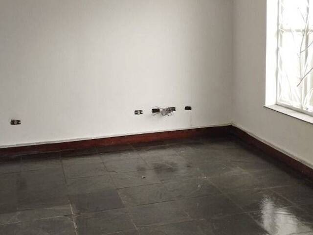 Sobrado para Venda em Sorocaba - 4