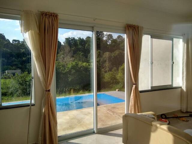 Venda em Colonial II - Araçoiaba da Serra