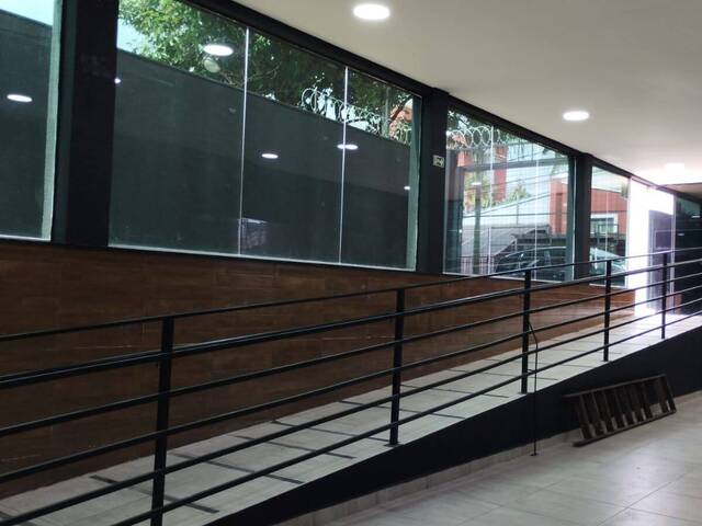 Ponto Comercial para Venda em Sorocaba - 2