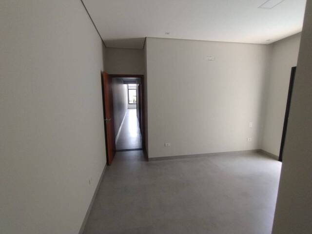 Casa para Venda em Sorocaba - 3