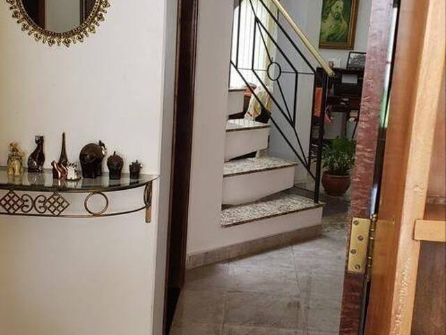 Sobrado para Venda em Sorocaba - 2