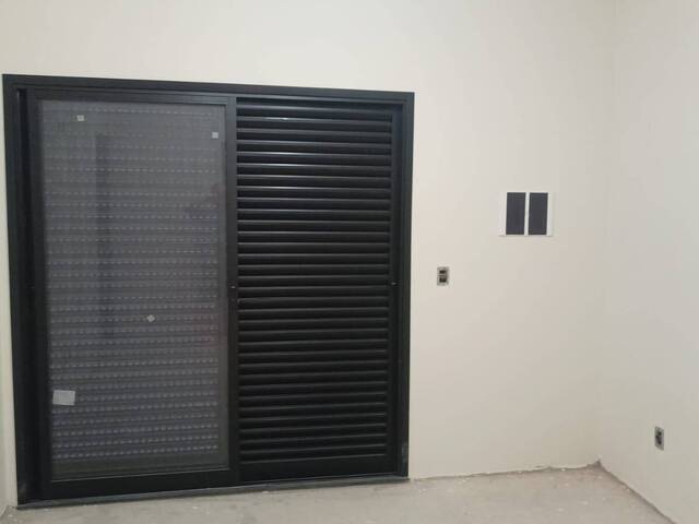 Sobrado para Venda em Sorocaba - 2