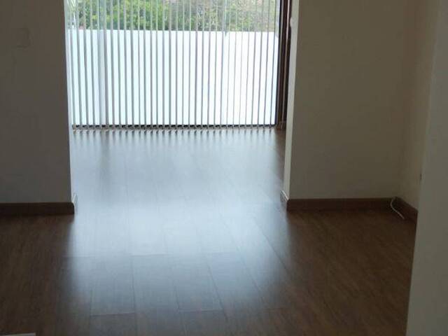 Sobrado para Venda em Sorocaba - 2