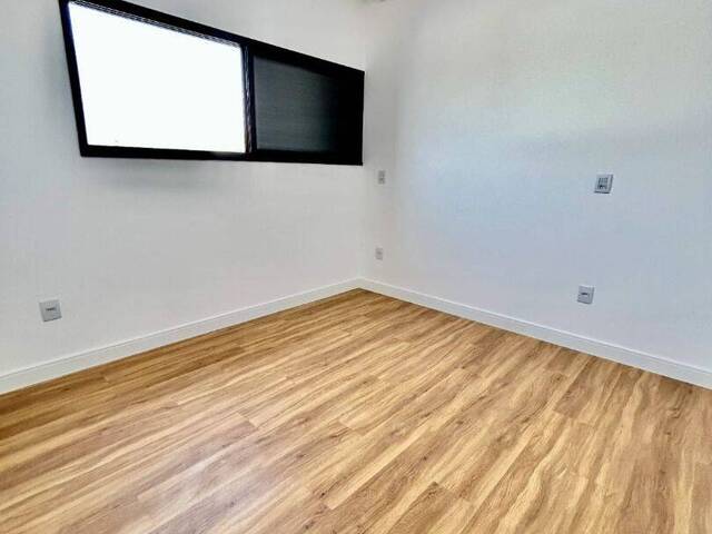 Sobrado para Venda em Sorocaba - 3