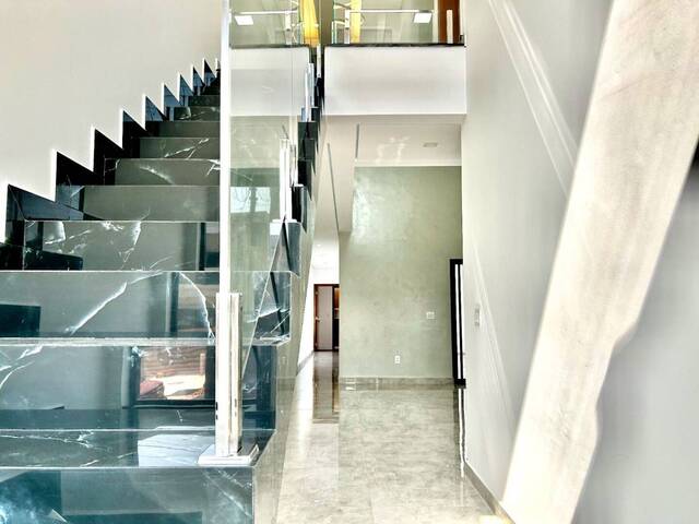 Sobrado para Venda em Sorocaba - 4